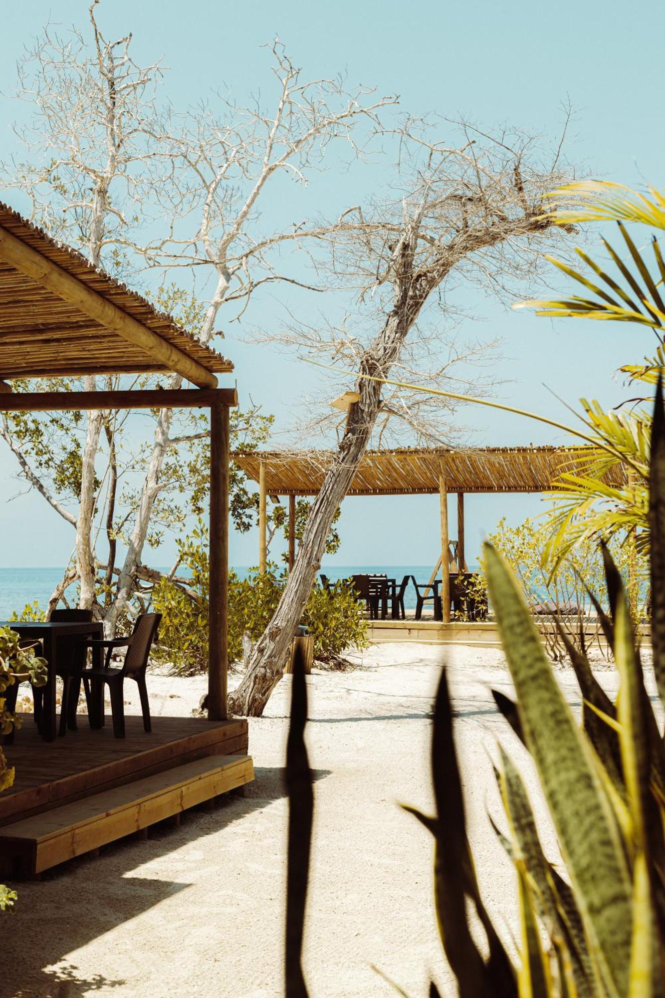 Medusa Hostel Isla Tintipan Tintipan Island Exterior foto
