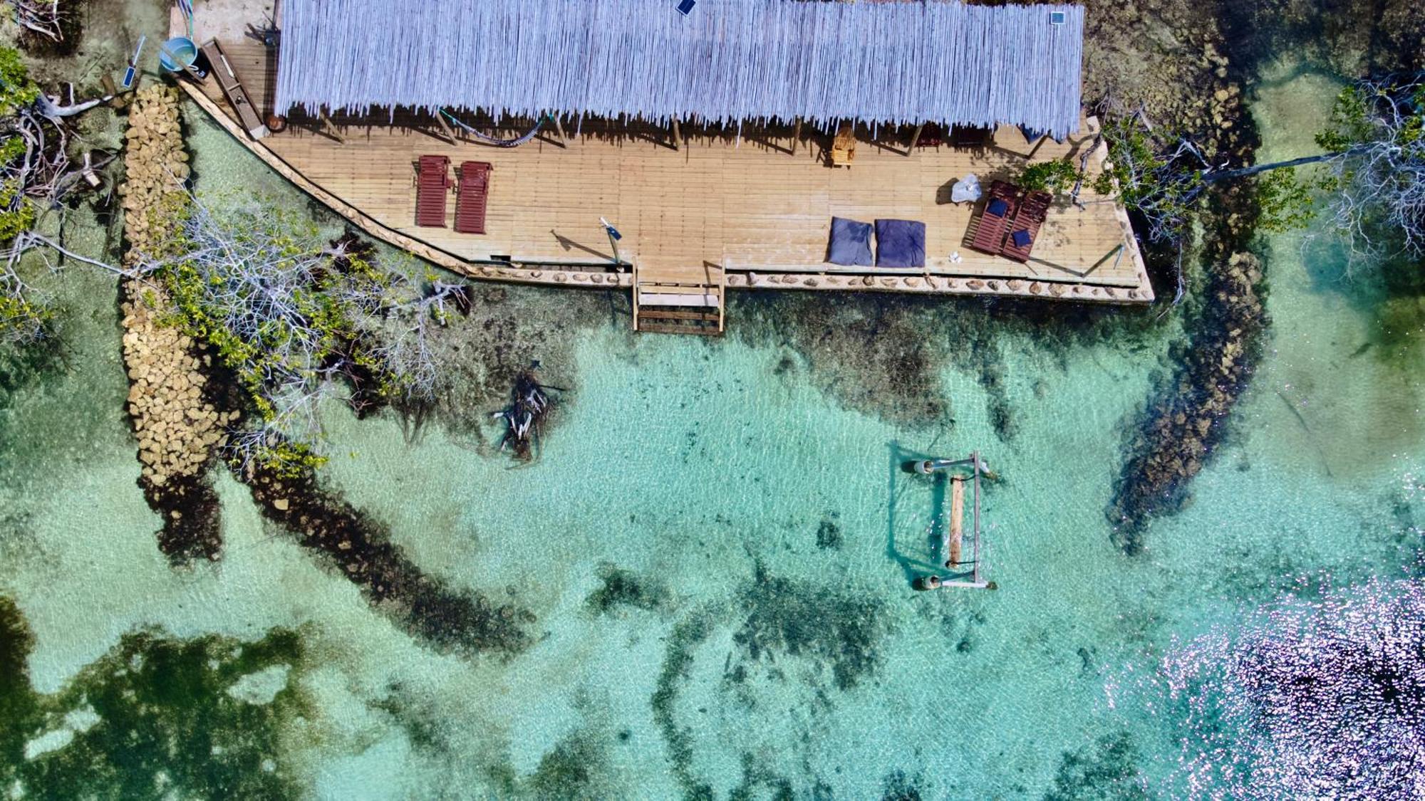 Medusa Hostel Isla Tintipan Tintipan Island Exterior foto